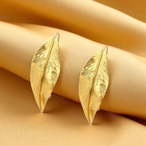 NEW Gold Leaf Statement Hook Earrings 14K Gold Plated Fairy Whimsigoth Boho - Picture 1 of 9